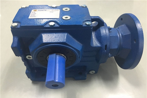 S系列減速機(jī)2 S系列減速機(jī)2