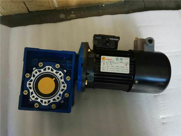 RV蝸輪蝸桿減速機 (4) RV蝸輪蝸桿減速機 (4)