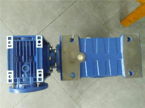 RV蝸輪蝸桿減速機(jī) (6) RV蝸輪蝸桿減速機(jī) (6)