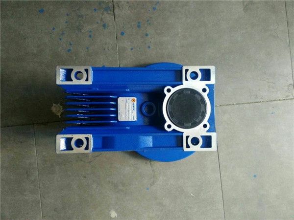 RV蝸輪蝸桿減速機 (11) RV蝸輪蝸桿減速機 (11)