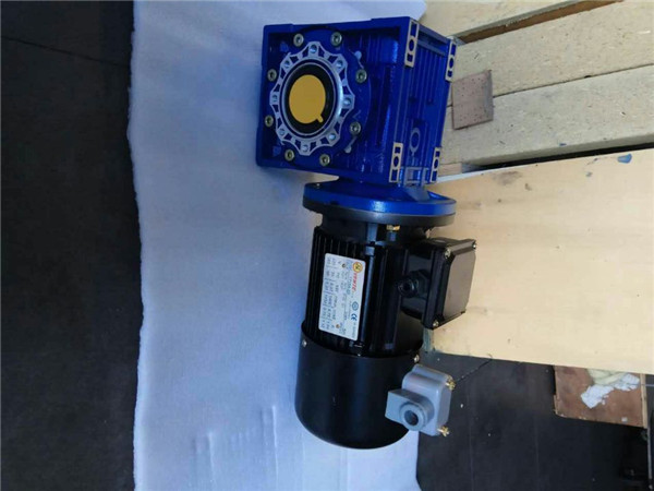 VEMTE蝸輪蝸桿減速機NMRV (7) VEMTE蝸輪蝸桿減速機NMRV (7)