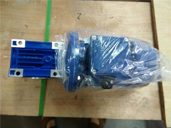 VEMTE蝸輪蝸桿減速機(jī) (11) VEMTE蝸輪蝸桿減速機(jī) (11)