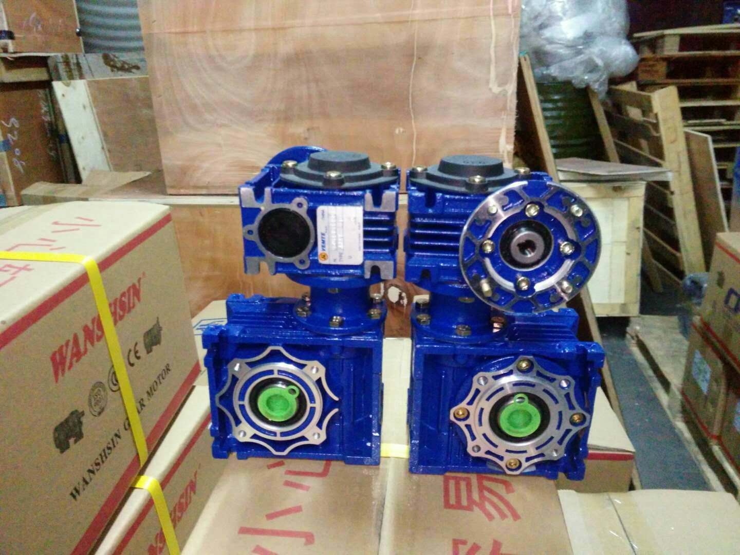 NMRV050減速機(jī),NMRV050050蝸輪蝸桿減速機(jī) NMRV050減速機(jī),NMRV050050蝸輪蝸桿減速機(jī)