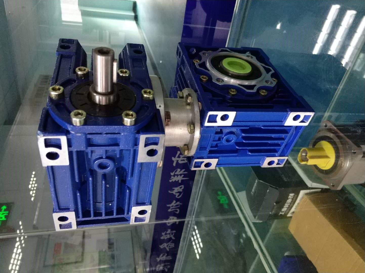 NMRV050減速機,NMRV050-10Y63-0.18KW減速機 NMRV050減速機,NMRV050-10Y63-0.18KW減速機