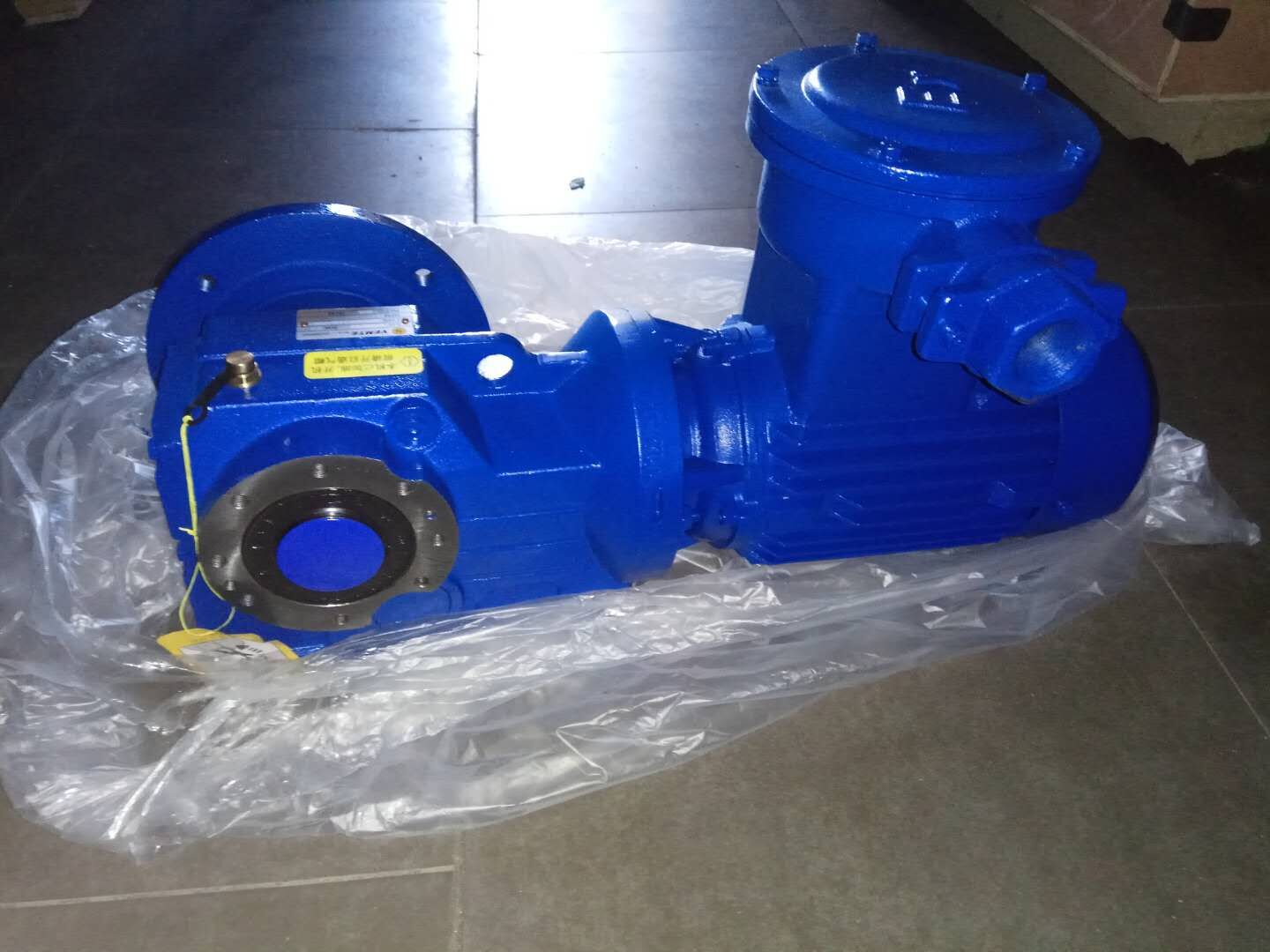 KA67YVB112減速機(jī),K67減速器 KA67YVB112減速機(jī),K67減速器