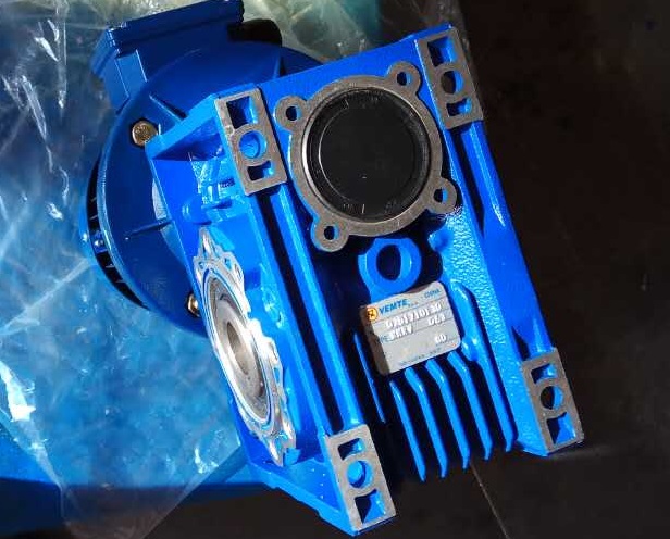 絲束水洗機(jī)減速機(jī)，NMRV050-15-0.12KW,NMRV050減速器