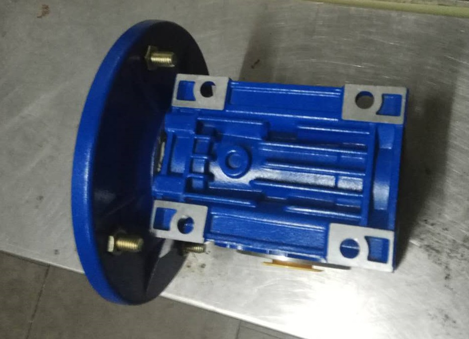 輸送機(jī)減速機(jī),NMRV90-20-7.5KW減速機(jī),NMRV090減速機(jī) 輸送機(jī)減速機(jī),NMRV90-20-7.5KW減速機(jī),NMRV090減速機(jī)