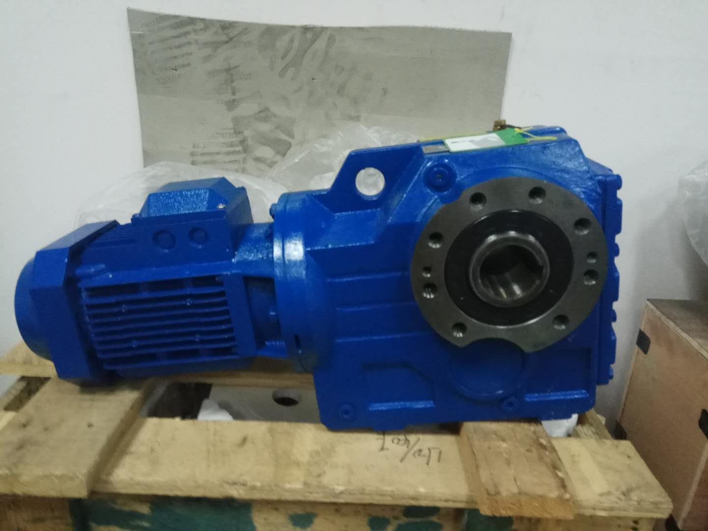 GSH97DV180減速機,S97減速機,齒輪減速電機 GSH97DV180減速機,S97減速機,齒輪減速電機