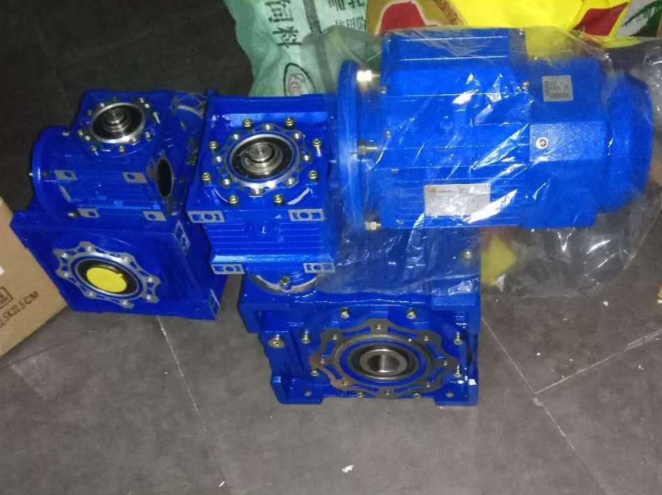 RV110減速機(jī),蝸輪減速機(jī),NMRV110減速機(jī) RV110減速機(jī),蝸輪減速機(jī),NMRV110減速機(jī)