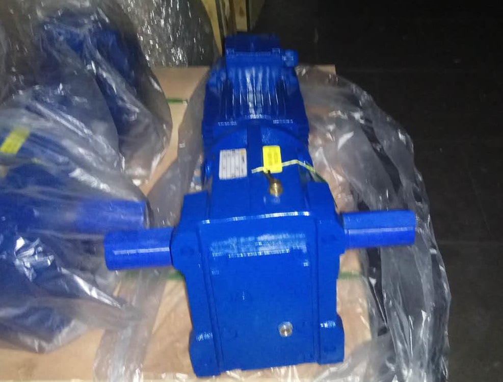 水果分選機(jī)減速機(jī),渦輪減速機(jī),減速機(jī)S37,S37DV63M4 水果分選機(jī)減速機(jī),渦輪減速機(jī),減速機(jī)S37,S37DV63M4