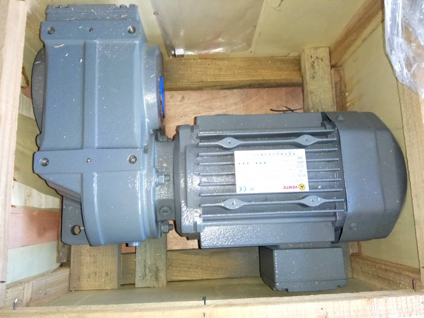 減速電機(jī)F77DT63M4 減速電機(jī)F77DT63M4