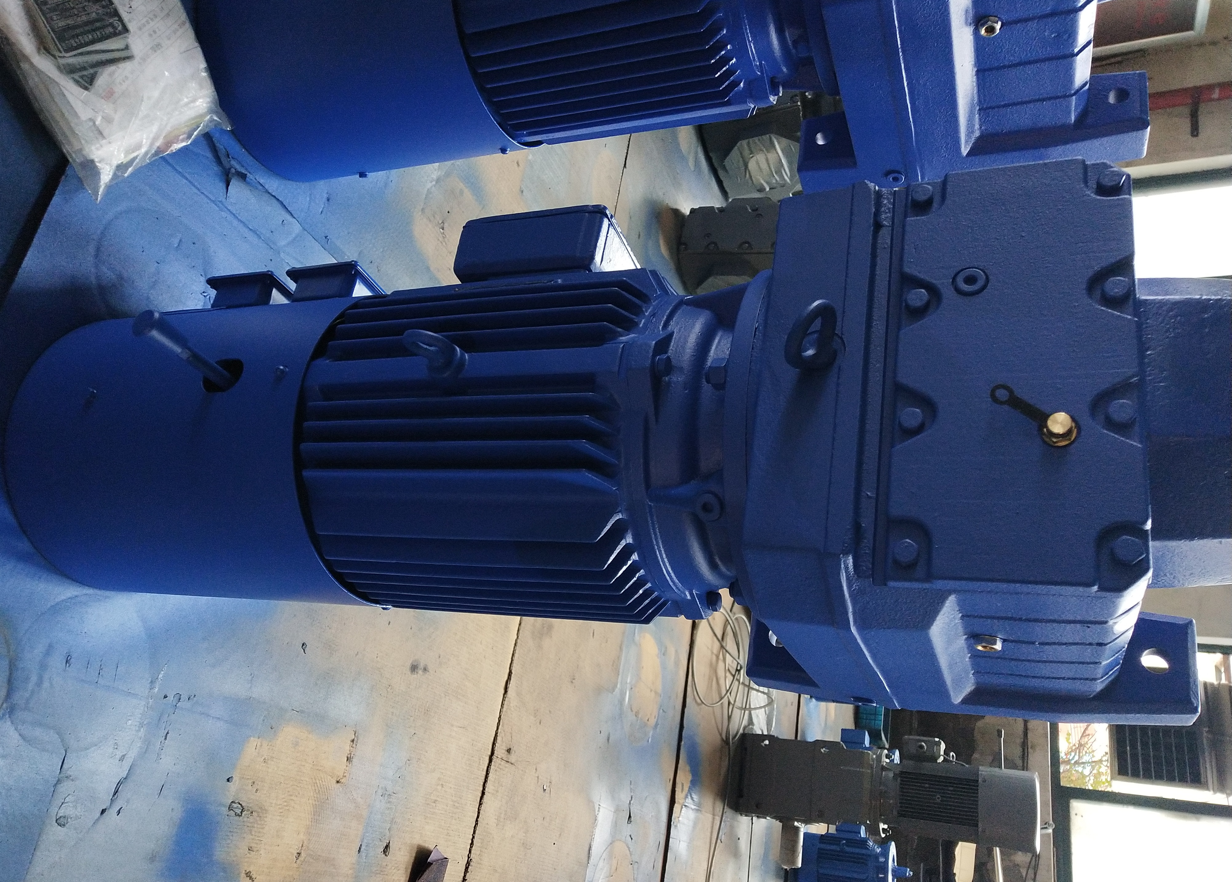 R167DV160M4 R167DV160M4