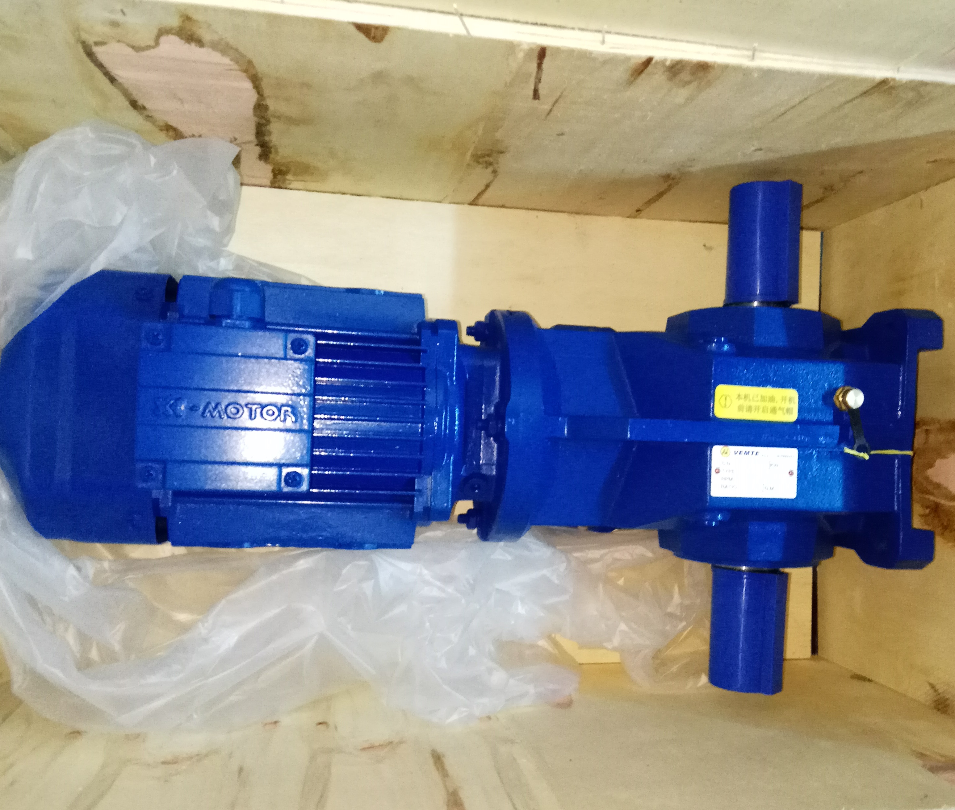 減速機(jī)K107DRE100M4 減速機(jī)K107DRE100M4