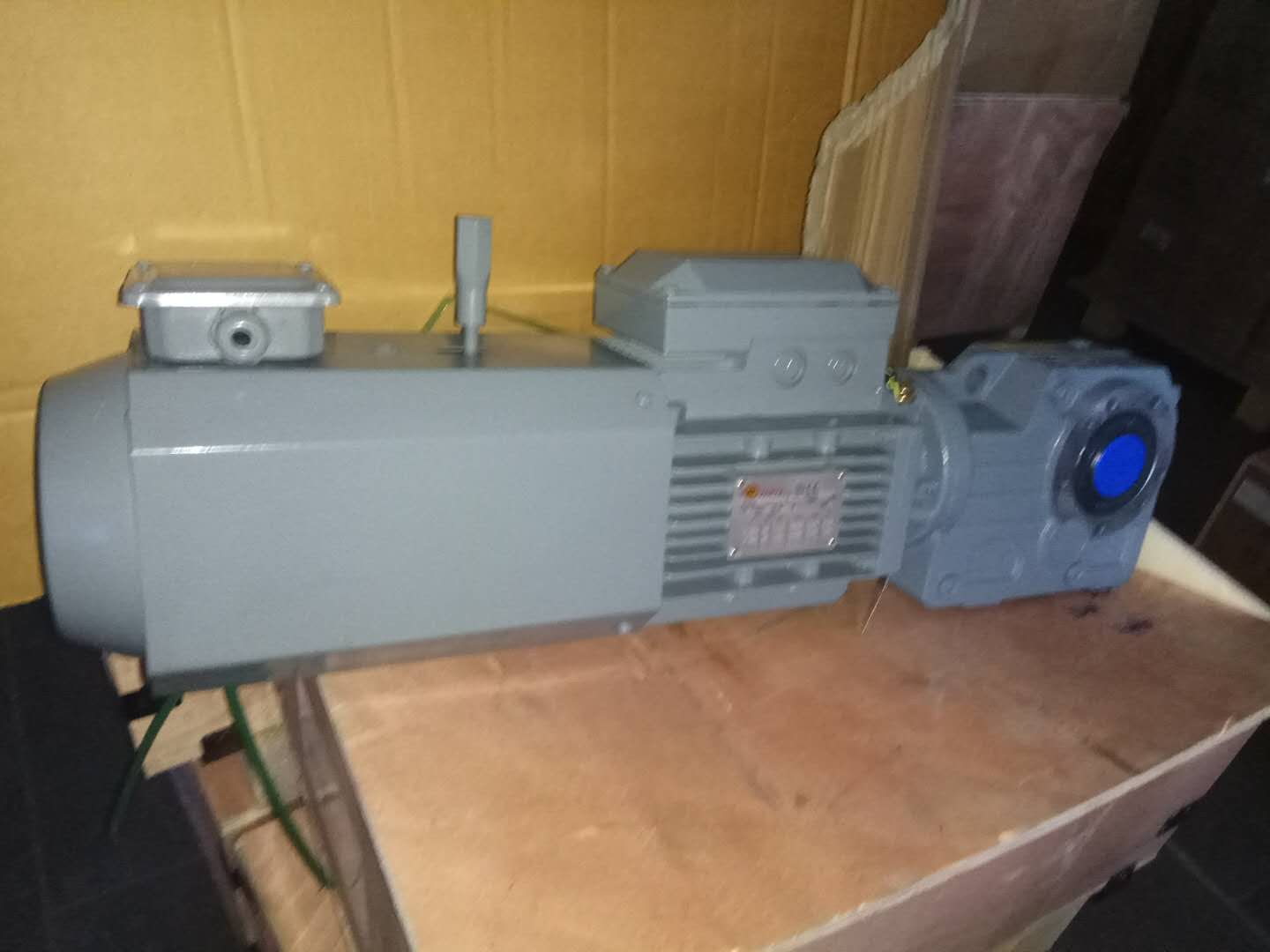 減速機(jī)S77DV71M4 減速機(jī)S77DV71M4