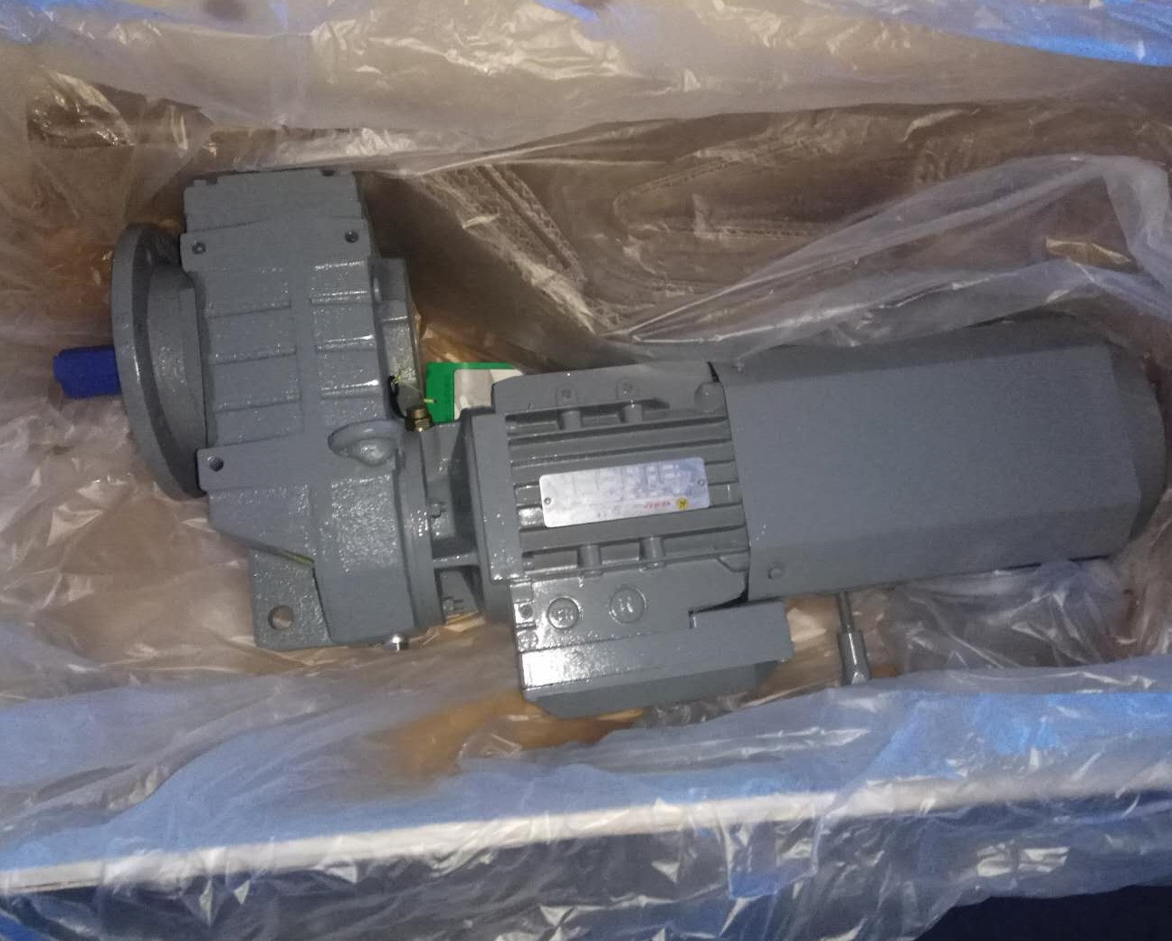 減速機(jī)F97DT100M4 減速機(jī)F97DT100M4