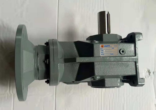 11kw齒輪減速電機(jī),直角減速機(jī),20比減速機(jī),K型齒輪減速機(jī) 11kw齒輪減速電機(jī),直角減速機(jī),20比減速機(jī),K型齒輪減速機(jī)