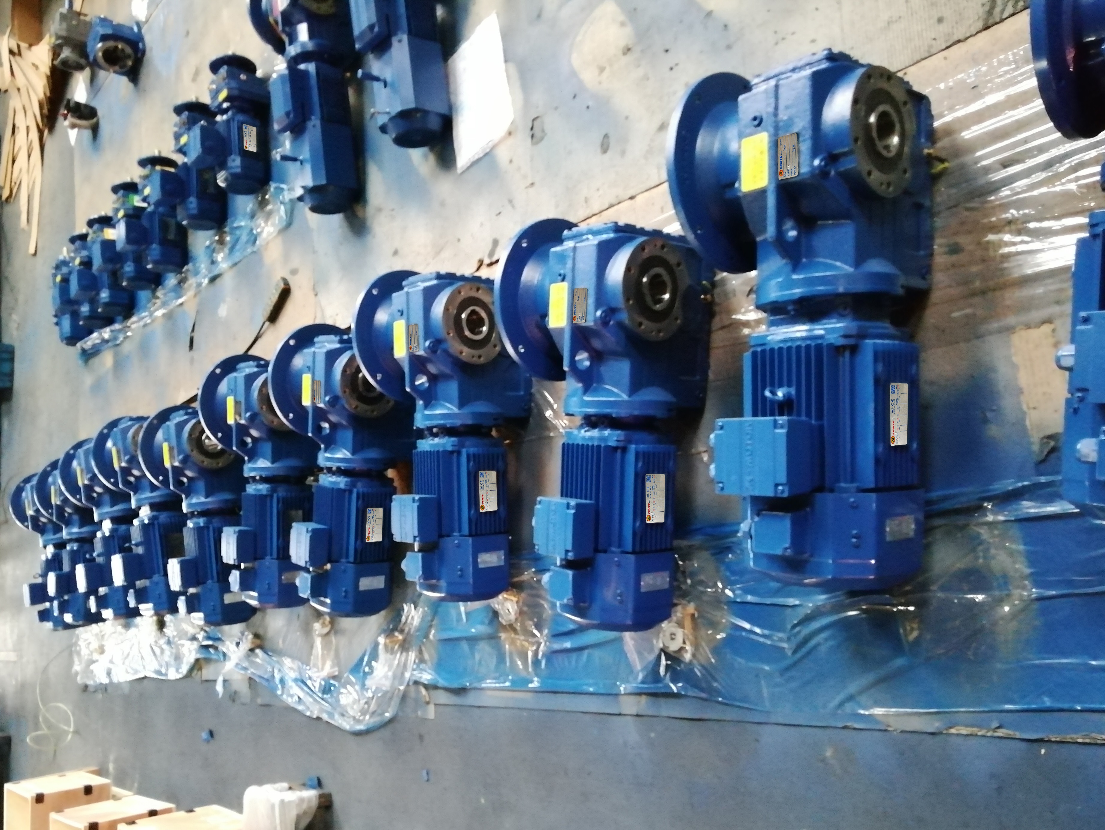 減速機(jī)KAF97YCF100 減速機(jī)KAF97YCF100