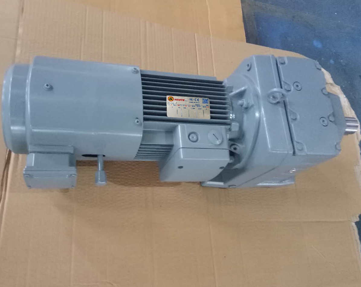 減速機(jī)GR77YVP90L4 減速機(jī)GR77YVP90L4