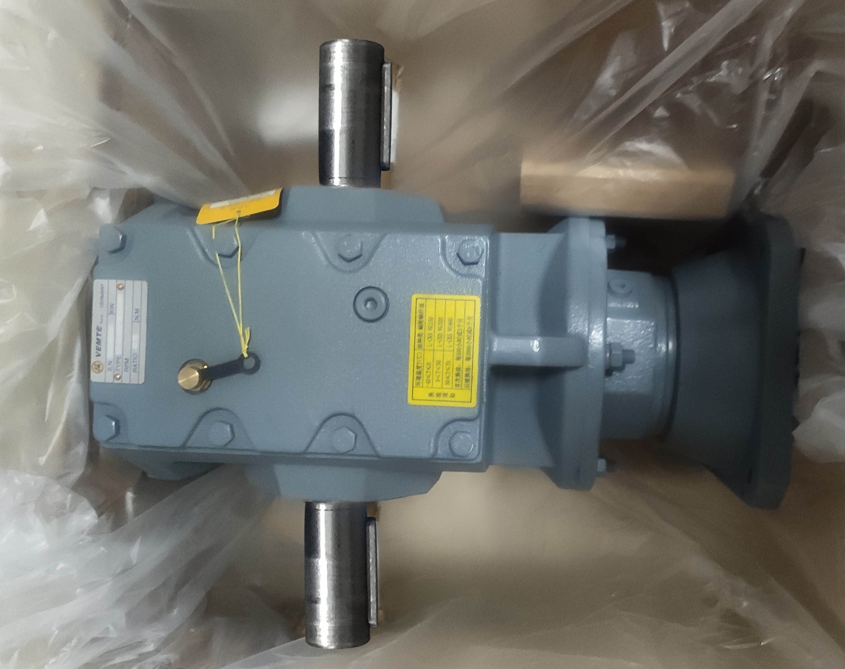 S77Y132S6,渦輪減速機(jī),5.5KW減速機(jī),S系列減速機(jī) S77Y132S6,渦輪減速機(jī),5.5KW減速機(jī),S系列減速機(jī)