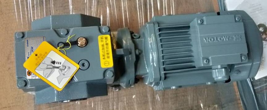 自鎖減速機,0.75KW減速機,變頻蝸輪減速機,S型減速機 自鎖減速機,0.75KW減速機,變頻蝸輪減速機,S型減速機