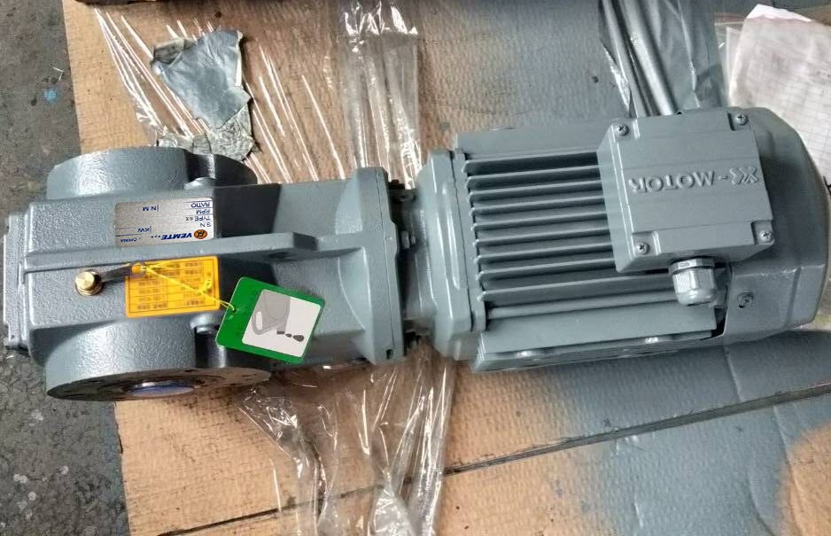 1.5KW的6極電機選直角減速機 1.5KW的6極電機選直角減速機