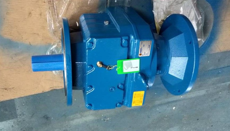 同軸減速機,9轉(zhuǎn)減速機,500NM減速機,臥式減速機,R87Y80M4 同軸減速機,9轉(zhuǎn)減速機,500NM減速機,臥式減速機,R87Y80M4