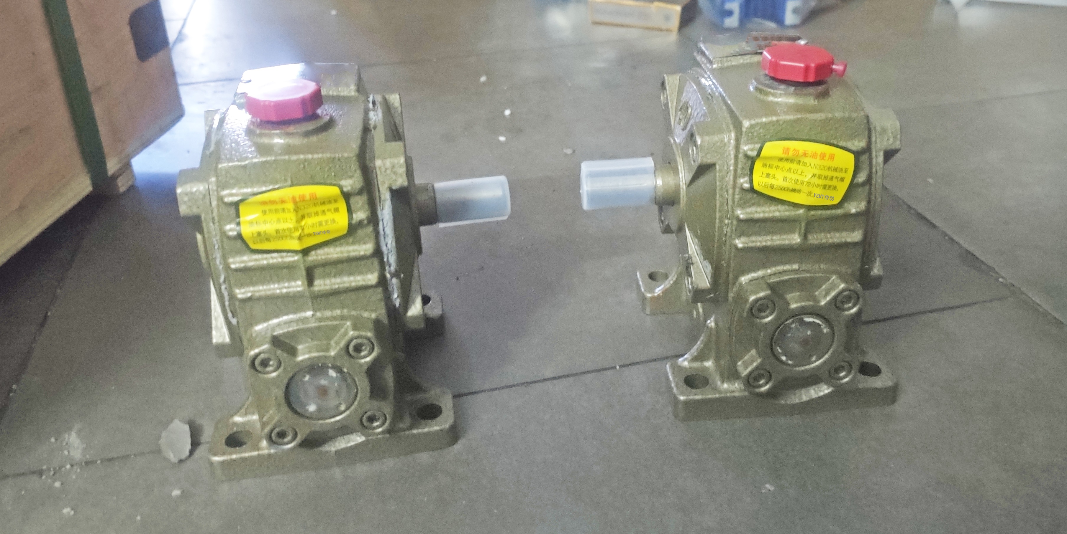 WP減速機,鑄鐵蝸輪蝸桿減速機,小型蝸輪減速機,NMRV減速機 WP減速機,鑄鐵蝸輪蝸桿減速機,小型蝸輪減速機,NMRV減速機