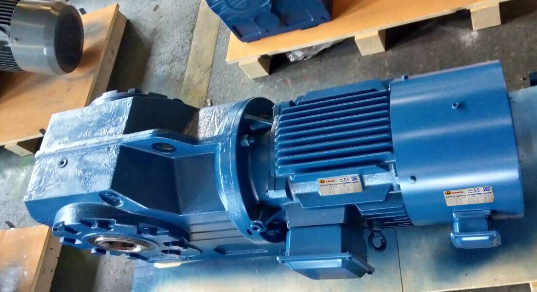 16轉(zhuǎn)減速機,反應(yīng)釜減速機,同軸減速機,直角減速機,7.5KW減速機 16轉(zhuǎn)減速機,反應(yīng)釜減速機,同軸減速機,直角減速機,7.5KW減速機