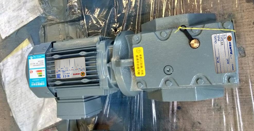 自鎖減速機(jī),渦輪減速機(jī),1.5KW減速機(jī),剎車蝸輪減速機(jī),S型減速機(jī) 自鎖減速機(jī),渦輪減速機(jī),1.5KW減速機(jī),剎車蝸輪減速機(jī),S型減速機(jī)