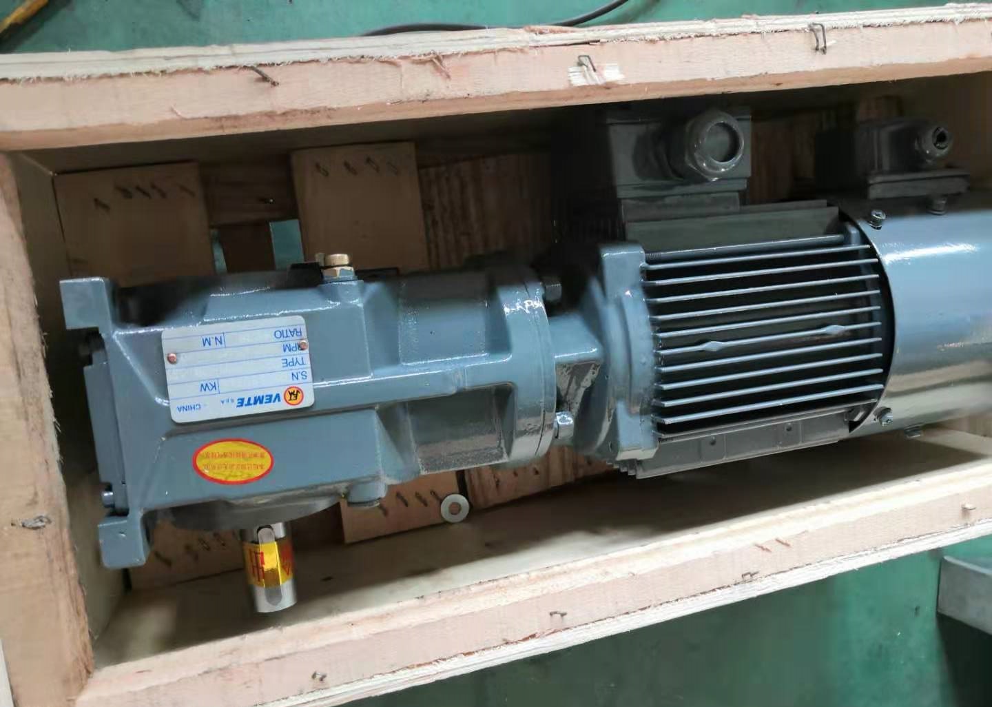 秸稈切割機(jī)減速機(jī),錐齒輪減速機(jī),K型減速機(jī),1.1KW直角減速機(jī) 秸稈切割機(jī)減速機(jī),錐齒輪減速機(jī),K型減速機(jī),1.1KW直角減速機(jī)