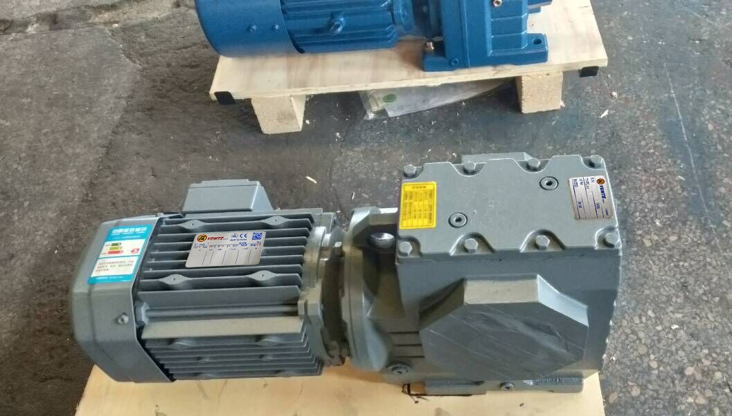 自鎖減速機(jī),,削皮機(jī)減速機(jī),三菱電機(jī)減速機(jī),S型減速機(jī) 自鎖減速機(jī),,削皮機(jī)減速機(jī),三菱電機(jī)減速機(jī),S型減速機(jī)