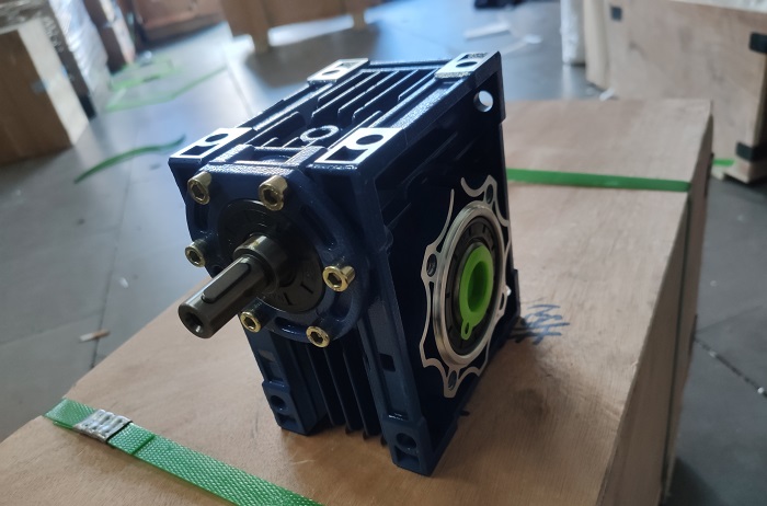 濃密機(jī)減速機(jī),蝸輪蝸桿減速機(jī),8024電機(jī)減速機(jī),NMRV減速機(jī) 濃密機(jī)減速機(jī),蝸輪蝸桿減速機(jī),8024電機(jī)減速機(jī),NMRV減速機(jī)