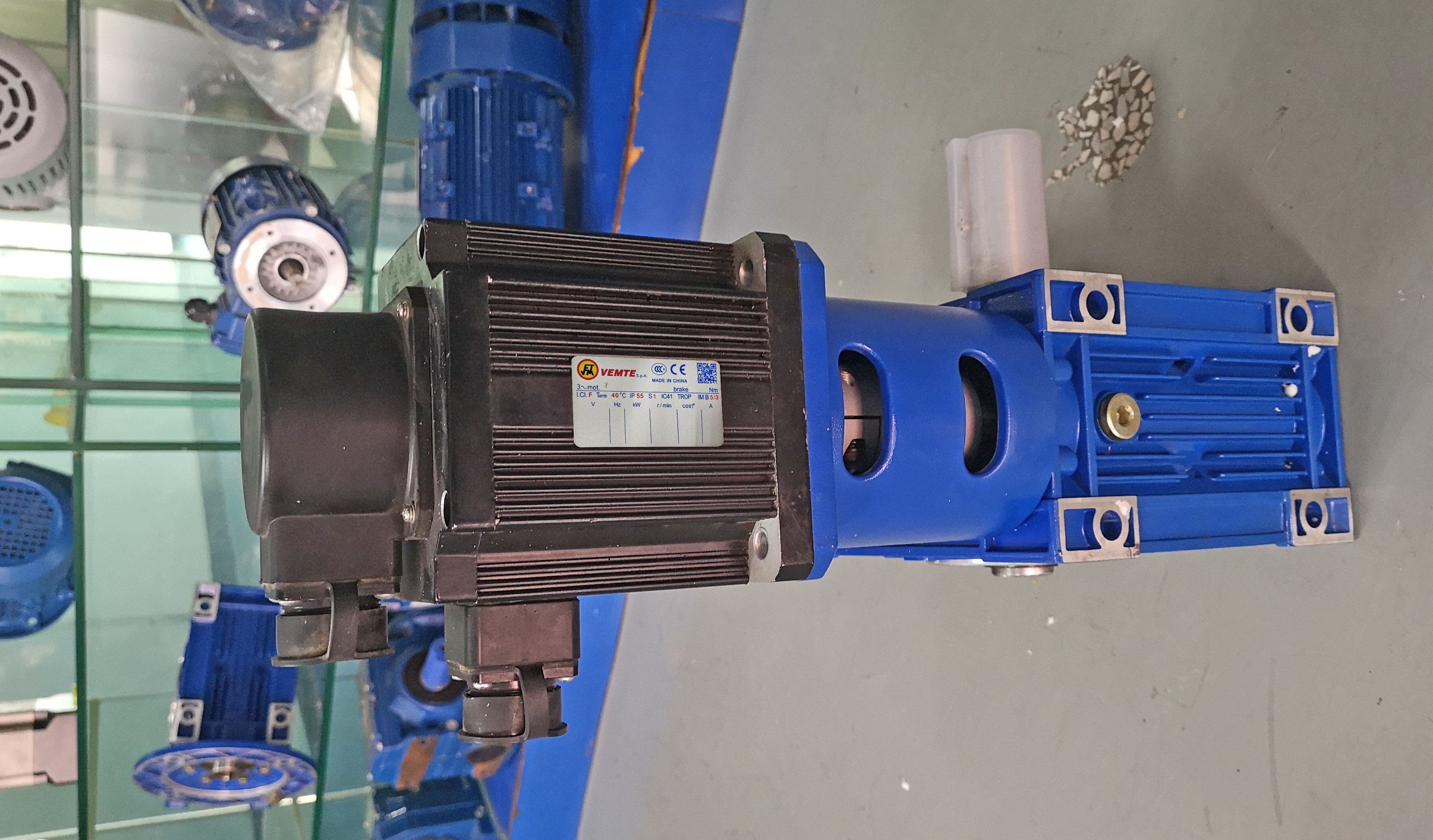 高精度蝸輪減速機(jī),高輕度自鎖減速機(jī) 高精度蝸輪減速機(jī),高輕度自鎖減速機(jī)