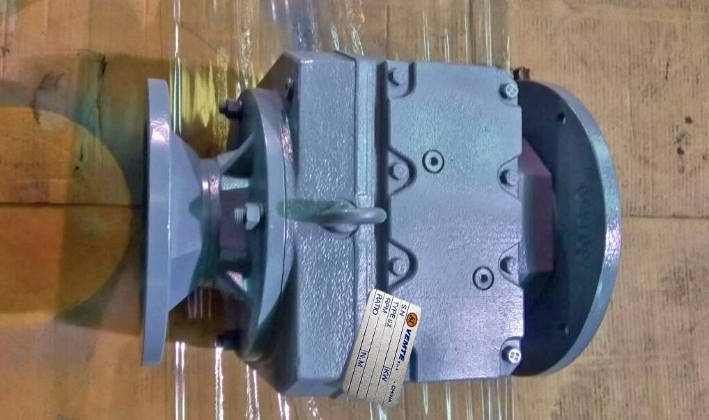 1.1KW電機減速機,100比減速機,1.5KW減速機 1.1KW電機減速機,100比減速機,1.5KW減速機