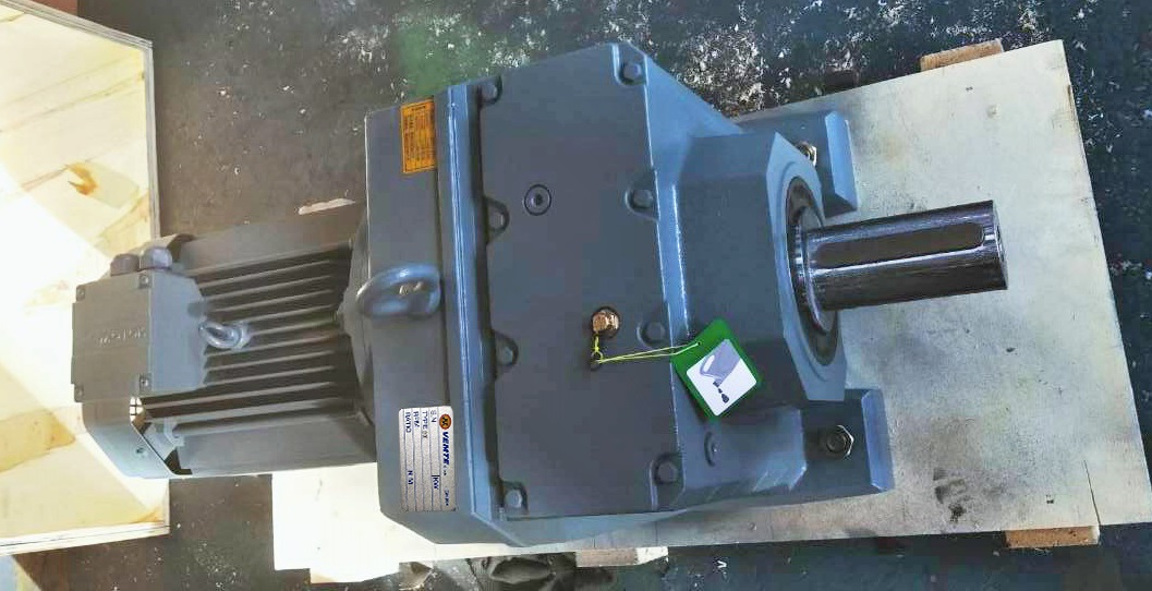 分揀機減速機,0.37kw減速機,5.5KW減速機,齒輪減速電機 分揀機減速機,0.37kw減速機,5.5KW減速機,齒輪減速電機