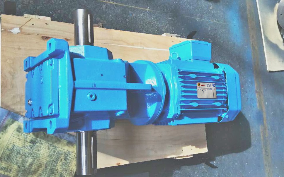 提升機(jī)減速機(jī),舞臺設(shè)備減速機(jī),電機(jī)減速器,齒輪減速機(jī) 提升機(jī)減速機(jī),舞臺設(shè)備減速機(jī),電機(jī)減速器,齒輪減速機(jī)