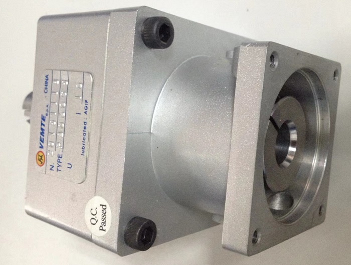 綠地減速機(jī) 綠地減速機(jī)