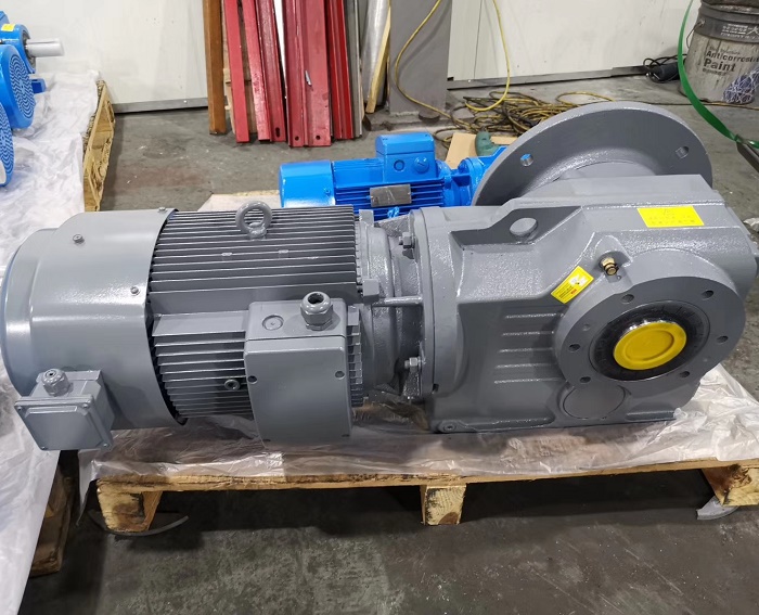 400W剎車(chē)電機(jī)齒輪箱 400W剎車(chē)電機(jī)齒輪箱