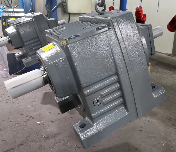 減速機(jī)匹配上3KW伺服電機(jī) 減速機(jī)匹配上3KW伺服電機(jī)