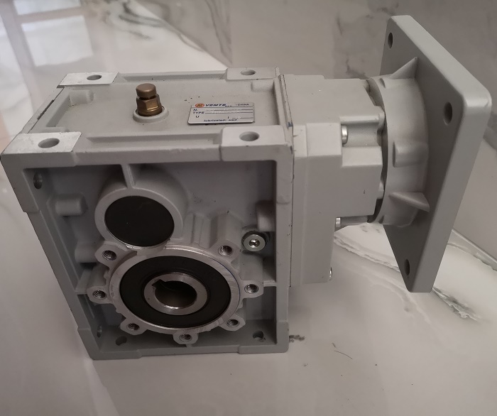 BKM雙曲面齒輪減速機 BKM雙曲面齒輪減速機