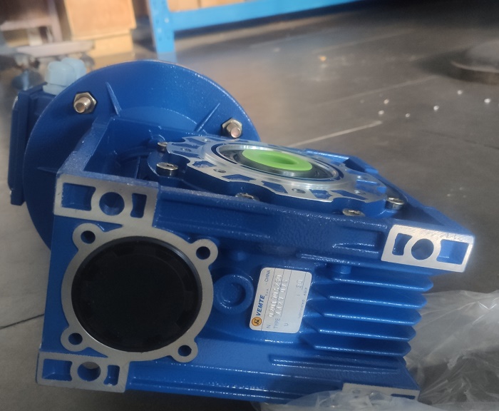 輸送設備減速機 輸送設備減速機