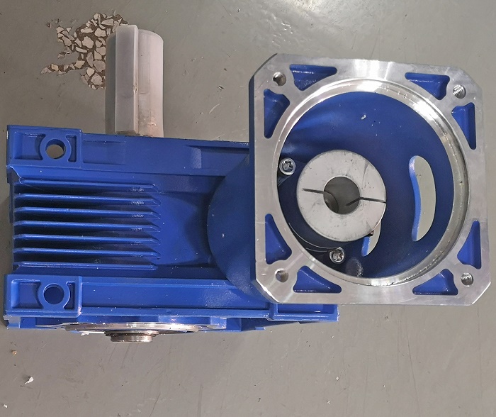 斜齒輪蝸輪減速機(jī)能帶自鎖功能 斜齒輪蝸輪減速機(jī)能帶自鎖功能