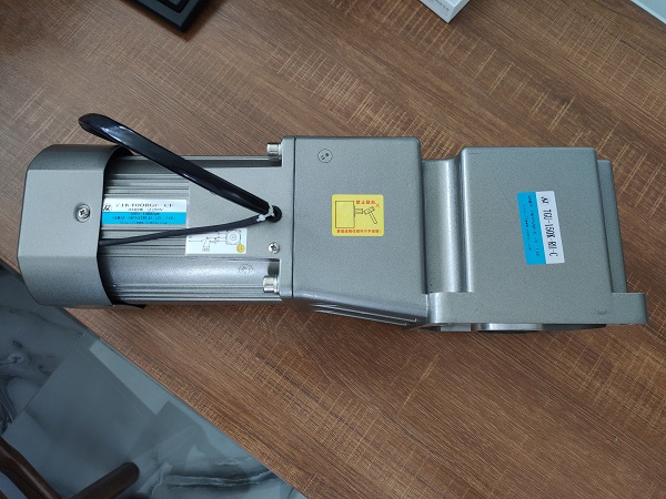 養(yǎng)豬設(shè)備減速機(jī),直角軸減速機(jī),2200W減速電機(jī),50轉(zhuǎn)減速機(jī) 養(yǎng)豬設(shè)備減速機(jī),直角軸減速機(jī),2200W減速電機(jī),50轉(zhuǎn)減速機(jī)