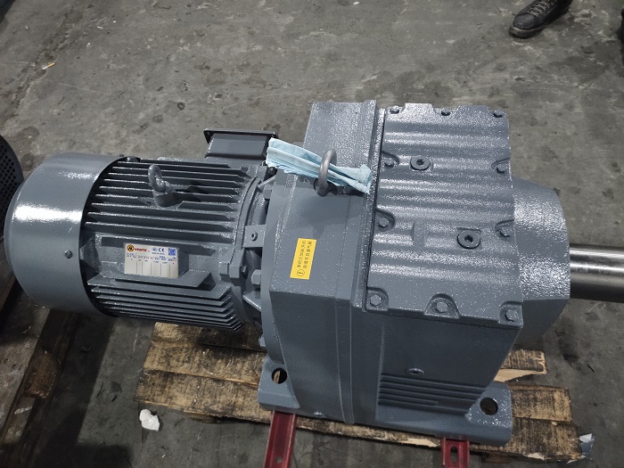 電動(dòng)平車減速機(jī) 電動(dòng)平車減速機(jī)