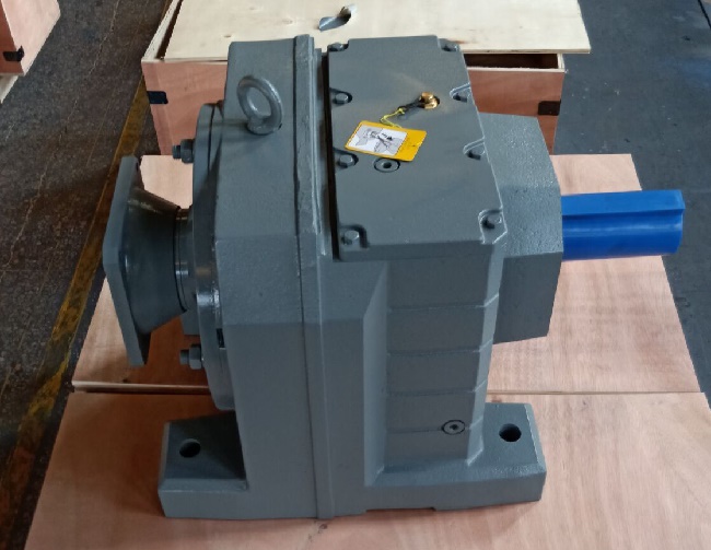 1400W伺服電機(jī)減速機(jī) 1400W伺服電機(jī)減速機(jī)