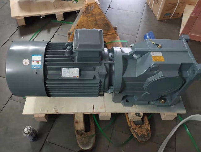 4900W伺服電機減速機 4900W伺服電機減速機