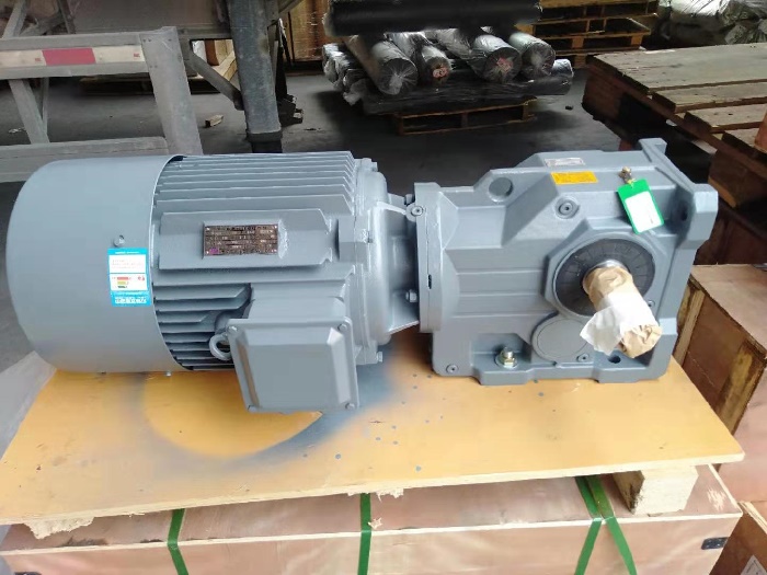 減速機帶1500W電機 減速機帶1500W電機