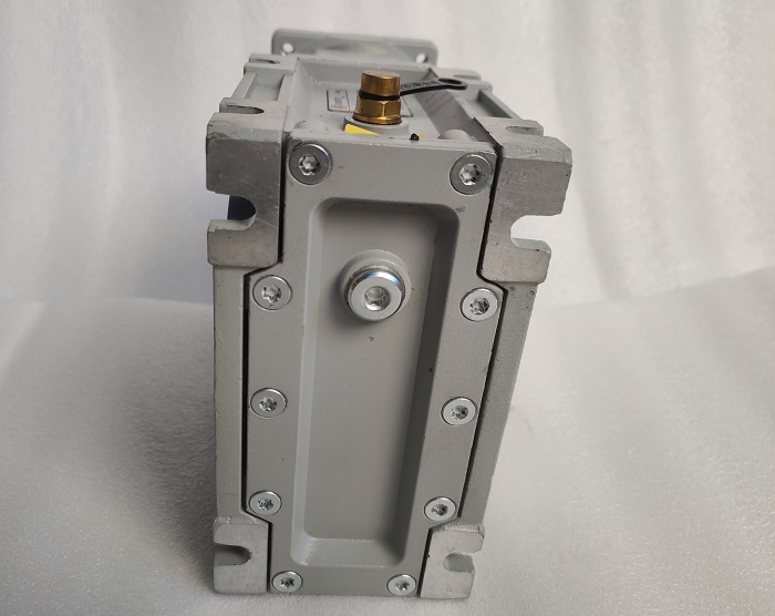 減速機帶1600W電機