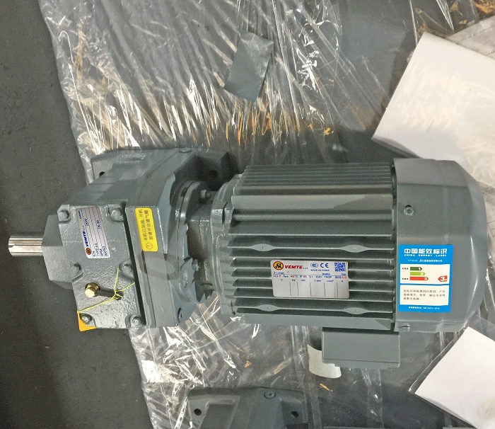 減速機(jī)帶2000W電機(jī) 減速機(jī)帶2000W電機(jī)