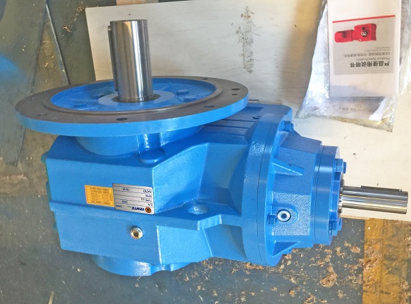 剎車電機(jī)減速機(jī),25000W電機(jī)減速機(jī),施工電梯減速機(jī) 剎車電機(jī)減速機(jī),25000W電機(jī)減速機(jī),施工電梯減速機(jī)